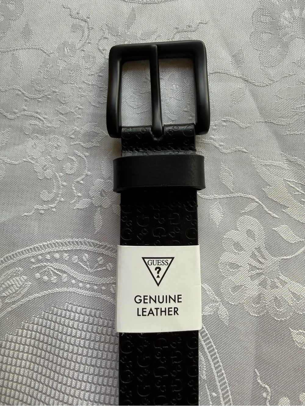 Guess Black Genuine Leather Belt Men's Size L Logo-Pattern Embossed Matte Buckle